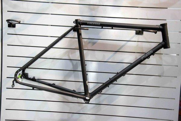 Jual Unit Frame dan Fork FLKR Touring Expedition Black Folker