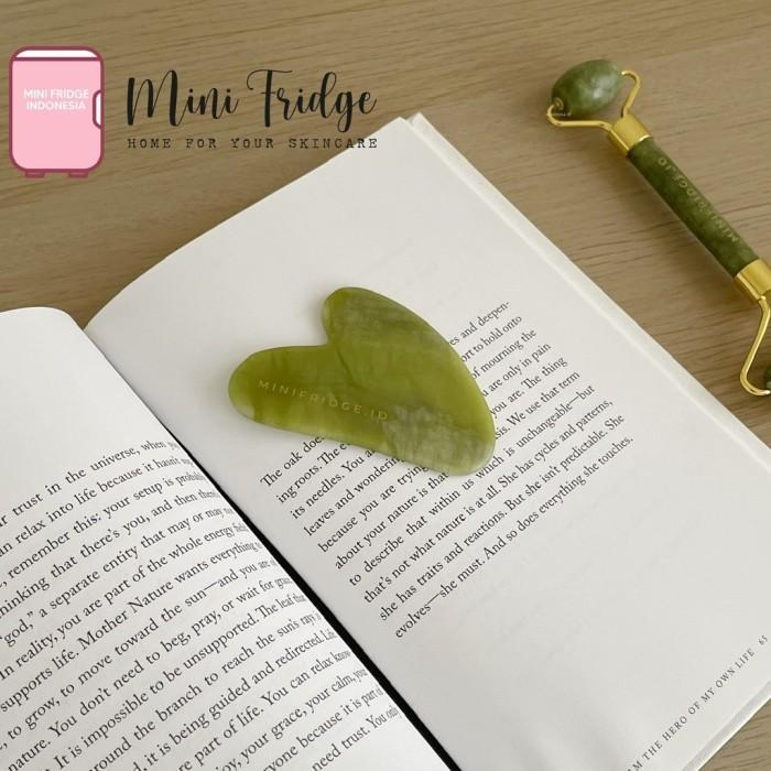 Gambar Alat Pijat Wajah Jade Roller Guasha Massager Facial Muka Massage Batu Giok Stone Asli - Jade Guasha dari minifridge.id undefined Tokopedia
