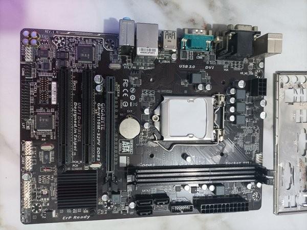 Jual Motherboard Mobo Gigabyte H110M S2Pv Ddr3 Socket 1151 Gen