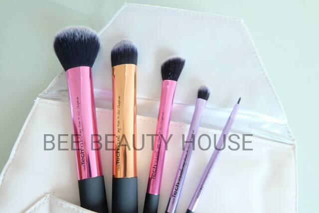 Gambar [Ready] Kuas Make Up Real Techniques collector edition deluxe gift set dari Go For U Store id undefined Tokopedia