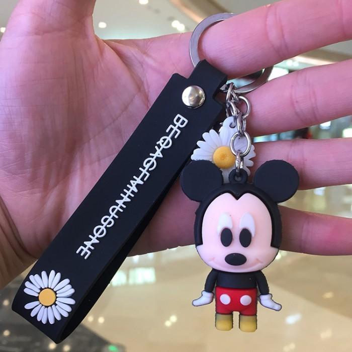 Gambar Gantungan Kunci Animasi Disney Mickey Mouse Donald Duck yang Lucu Lucu - Mickey dari Wakatobi Jaya Motor undefined 5 Tokopedia