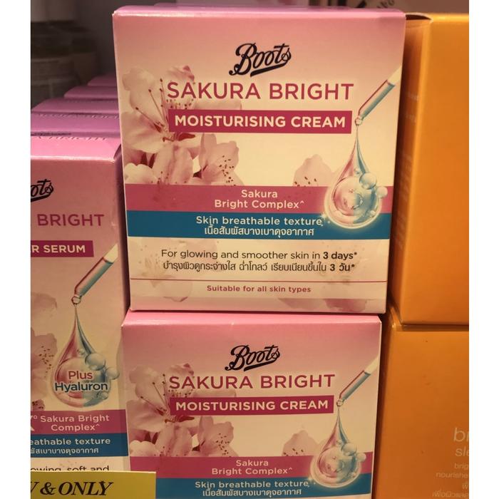 Gambar Boots Sakura Bright Complex Moisturising Cream Krim Pelembap Wajah for dari argosella undefined Tokopedia