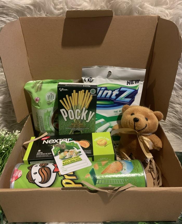 Gambar RASY Parsel lebaran /natal/ snackbox lemonilo dll 5 snack hampers dari Rasy_store532 undefined Tokopedia