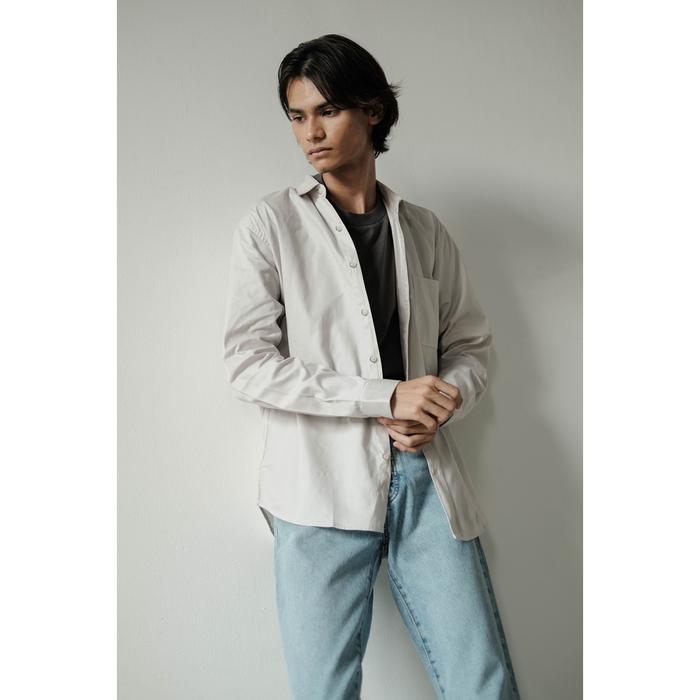 Gambar [Baru] Larusso Kemeja Basic Tencel Panjang - Light Grey L003 - L dari Ega Budiyanto Store undefined Tokopedia