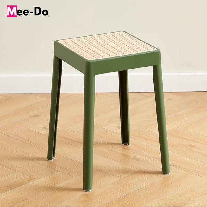 Gambar Kursi Makan Cafe Rotan Sintetis Kursi Teras Plastik Anyaman - LEVIE - GREEN dari Mee Do undefined Tokopedia