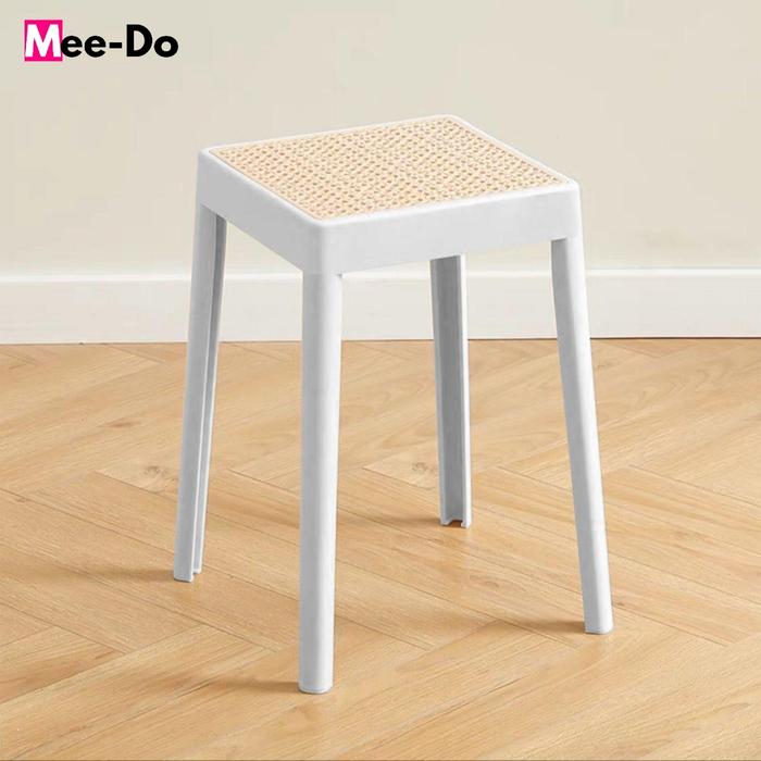 Gambar Kursi Makan Cafe Rotan Sintetis Kursi Teras Plastik Anyaman - LEVIE - WHITE dari Mee Do undefined Tokopedia