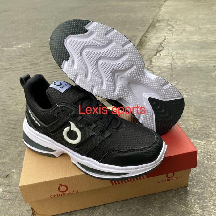 Gambar PROMO..!!!SEPATU SNEAKERS ORTUSeight TERBARU / SEPATU RUNNING PRIA DAN - Hitam lis putih, 36 dari Poise_id undefined Tokopedia