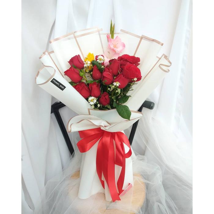 Gambar Buket bunga mawar asli medan dari Flowers Medan undefined Tokopedia