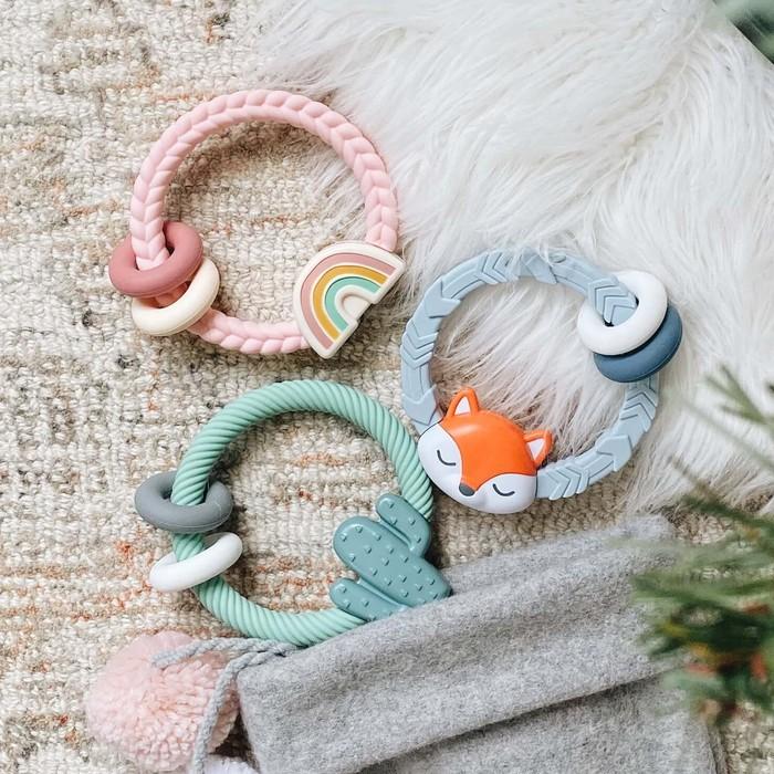 Gambar READY Itzy Ritzy Teether Rattle Teething Toy Baby Kids Rattling Mainan dari Dinda&#39;Shop undefined Tokopedia