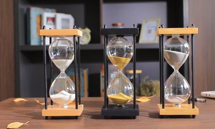 Gambar New Jasmine And Lucas / / Wood Bottom Hourglass 45/ 60 Minutes / Timer / Interesting Home Ornaments Sandglass / Kitchen Hour Meter / Display Creative / Home Decoration Room / Valentine's Gifts dari Khairyastore undefined Tokopedia