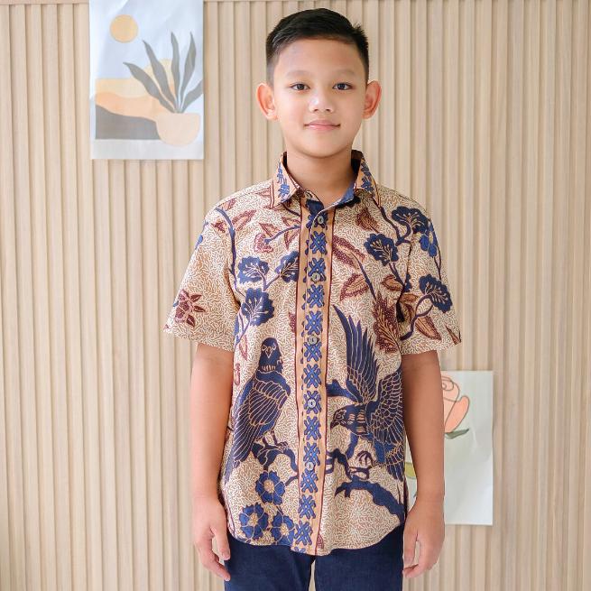 Gambar Batik Anak UPH Navy / Dress Batik Anak/ Kemeja Batik Anak - Kemeja (001 UPH Nav), Size 6 dari GnG Store undefined Tokopedia