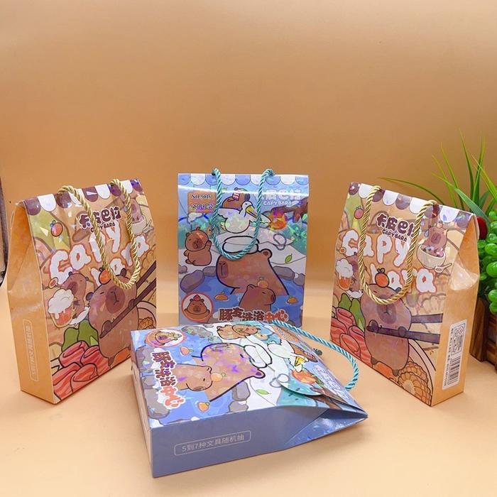 Gambar Kotak Rahasia  Sanrio Alat Tulis Blind Box Portabel Anak Tas Rahasia Set Hadiah Stiker Buku Besar - 5016 dari Lisalisa undefined Tokopedia