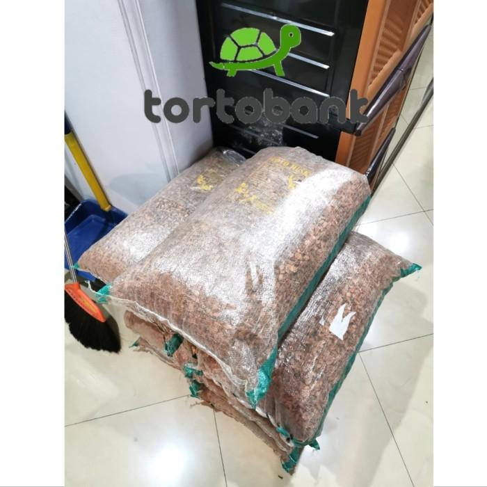 Gambar BERKUALITAS COCO HUSK 36 LITER - REPTILE BEDDING - SUBSTRATE TORTOISE / REPTILE dari BigStore078 undefined Tokopedia