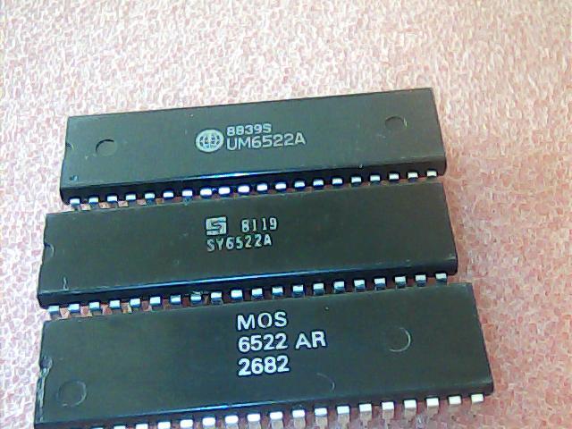 Gambar UM6522A SY6522A MOS6522AR Antique cpu collection testimony of history antique computer accessories dari Tumarine undefined Tokopedia
