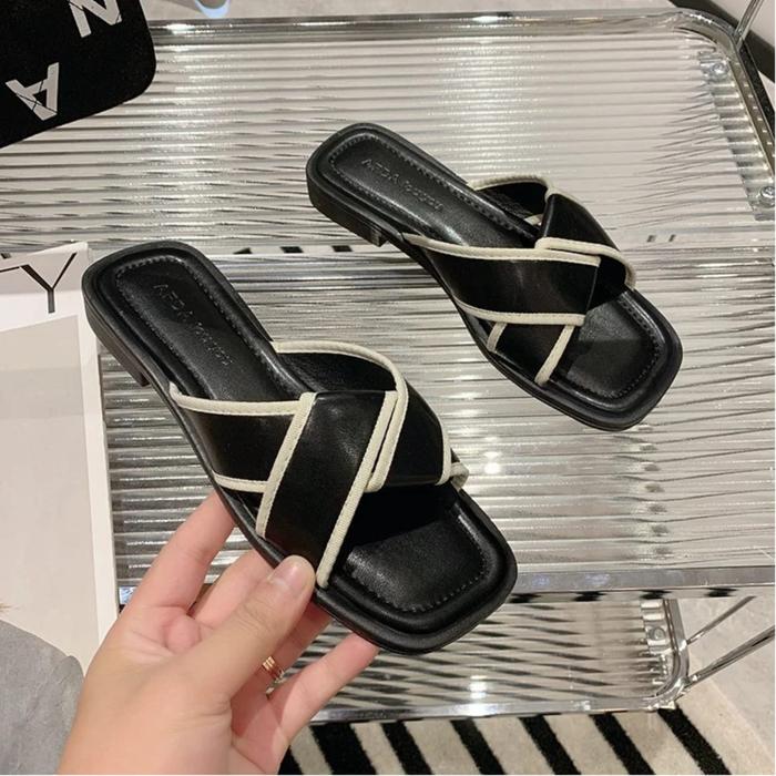 Gambar [PUSAT SANDAL] PROMO️️️!! Sandal Selop Flat Teplek Wanita Terbaru!!Sandal Rumah Casual / Selop Slip On Cewek Motif Anyam Trendy Nyaman Modis dan Elegan - Hitam, 40 dari GALERI SANDAL5 undefined Tokopedia
