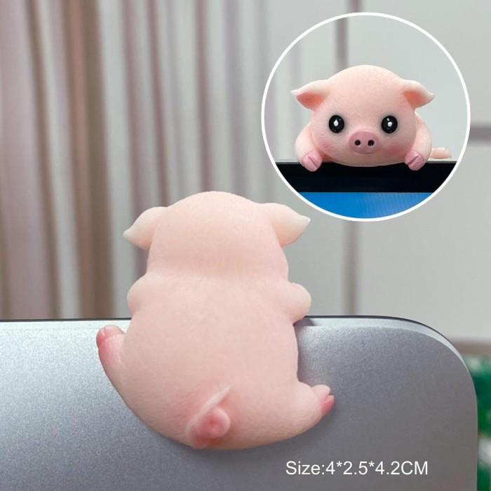 Gambar Hanging Animal Series Laptop Accessories Decor - E.Pig dari Haru.collections undefined Tokopedia