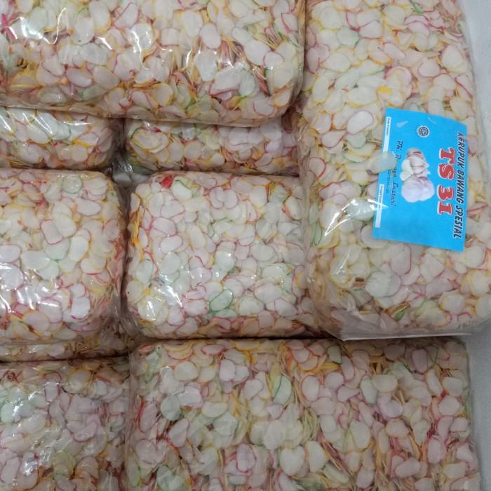 Gambar KERUPUK BAWANG MENTAH -+5KG UNTUK SEBLAK WARNA WARNI. WAJIB GRAB/GOJEK dari Niki Kitchen store undefined Tokopedia