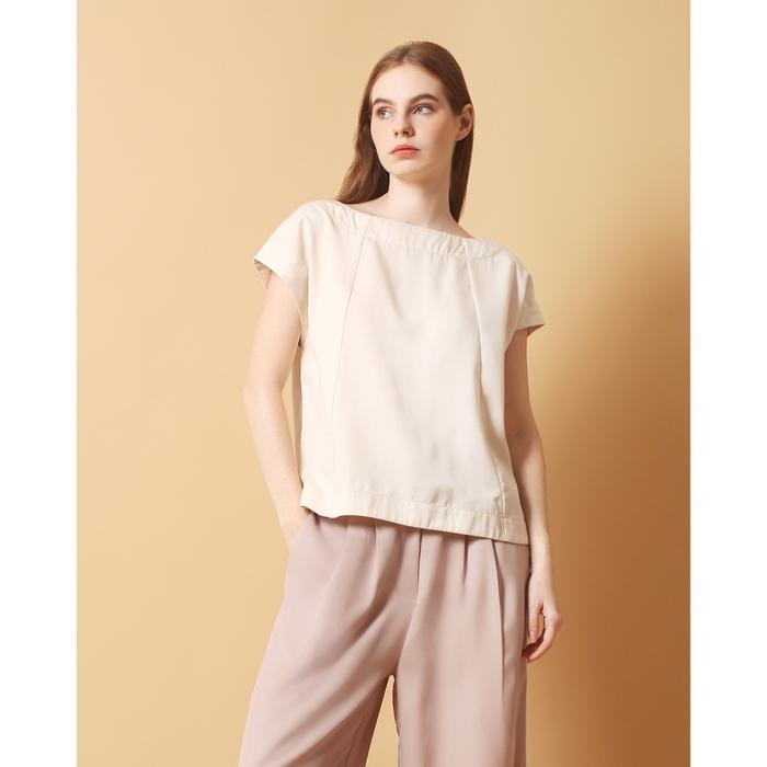 Gambar Sophia Tencel Blouse , 100% Tencel yang nyaman digunakan untuk casual dan ke kantor - Beige, S/M dari DiaaDia undefined Tokopedia