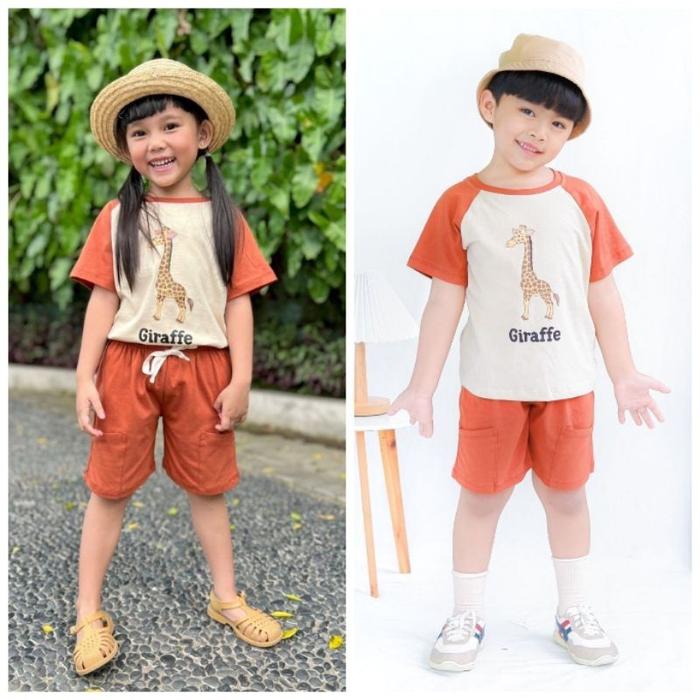 Gambar Setelan Kaos Anak Unisex Smilee Barney Set 1 - 5 Tahun Animal Bahan Katun Sablon - Giraffe, 1 Tahun dari Gimi Fashion undefined Tokopedia