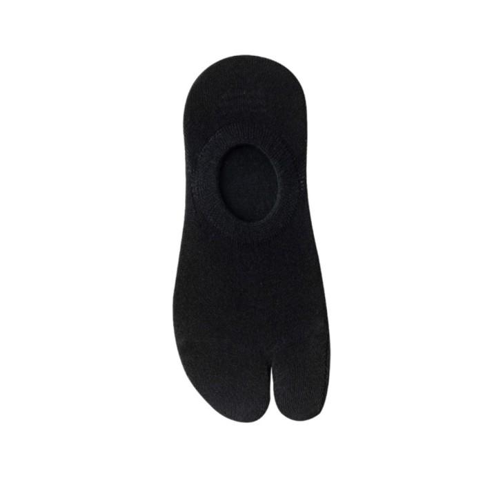Gambar KK229 Kaos Kaki Pendek Jempol Wanita Korea Warna Kulit Semata Korean Style Polos Ankle Socks - black dari Dneo Store undefined Tokopedia