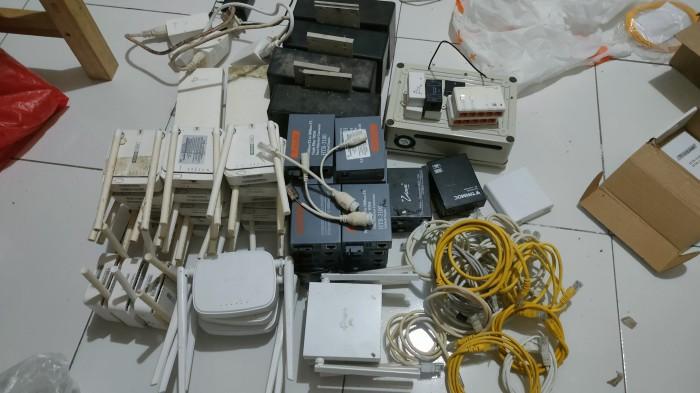 Gambar router dan HTB Converter A, B, A+B Bekas Normal Siap Pakai - HTB-GS03 AB dari ZIKTO STORE undefined Tokopedia