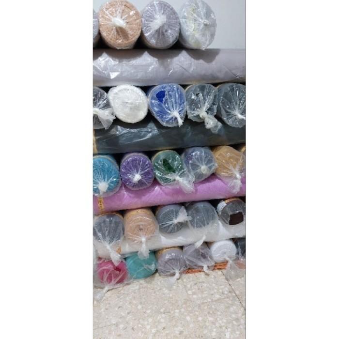 Gambar Kain Katun Polymicro Polos 1 roll isi 100 meter Kirim Via Cargo - Hijau Tua dari Permata Bantal undefined Tokopedia