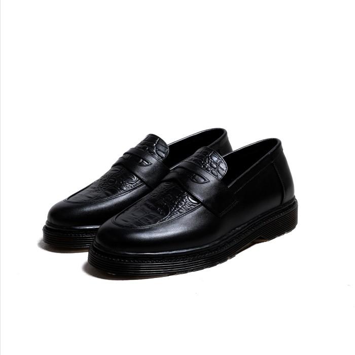 Gambar Jovem Loafers Croco Series - Black - 38 dari JovemStudio undefined Tokopedia