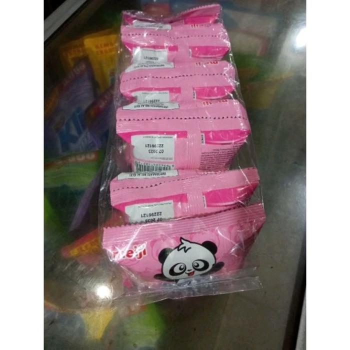 Gambar Hello Panda Stroberi  Sachet isi 10 - Helo Panda Strbri dari jualanku online undefined Tokopedia