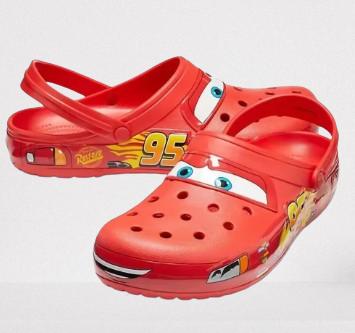 Gambar sandal karakterAoger Disney Lightning Mcqueen Pixar Crocs Outdoor beach slippers Cute Cartoon anime Pool anti slip Crocs No95 car slippersshoes - Mcqueen dari Asep Rafa undefined Tokopedia