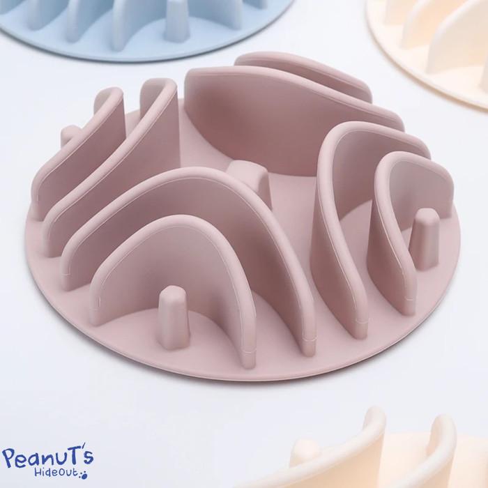 Gambar Dog bowl insert - slow feeder (Pet Bowl Divider) Tempat Makan Anjing (silicone) - Pink dari Peanut's Hideout - BSD undefined Tokopedia