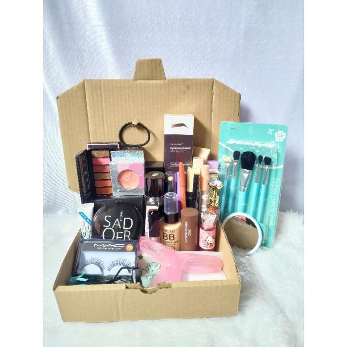 Gambar Set Make up 23in1 Paket Kosmetik Lengkap Murah Premium Lameila Alat Makeup Set Terlengkap Viral Cewek Wanita - Premium 23in1 dari krus d wanto undefined Tokopedia