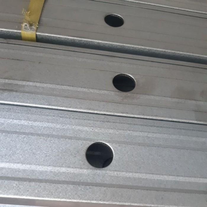Gambar METAL STUD DAN U RUNNER KERANGKA PARTISI - METAL STUD dari tiga daon plafon bekasi undefined Tokopedia