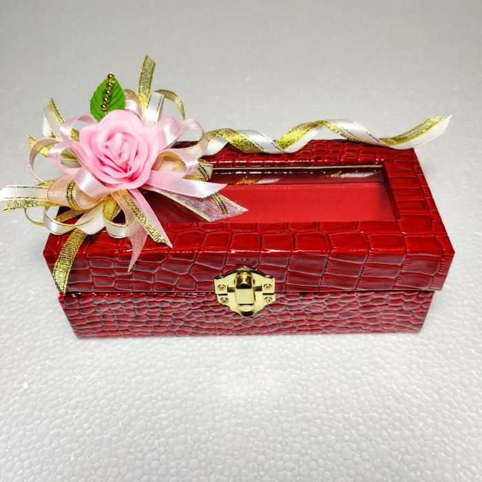 Gambar || PROMO PERSIAPAN PERNIKAHAN ~`~ Kotak box uang mahar tutup akrilik body karton board ||~~~ - W1 Merah, Kotak Saja dari BACKMAN ST undefined Tokopedia