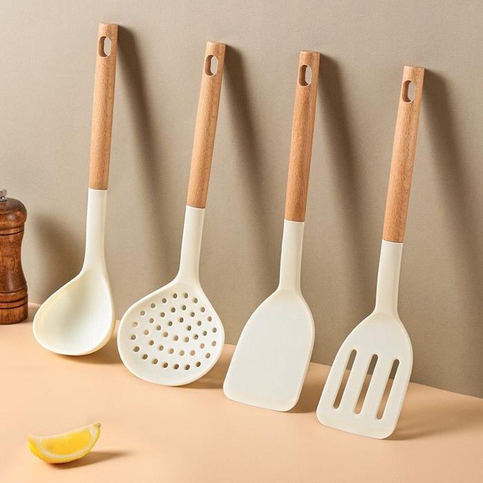 Gambar [MS] Sendok Masak Silikon Spatula Sendok Sup Sutil Silikon Tahan Panas - Sendok Sup Lubang dari mayshop89_NEW undefined Tokopedia