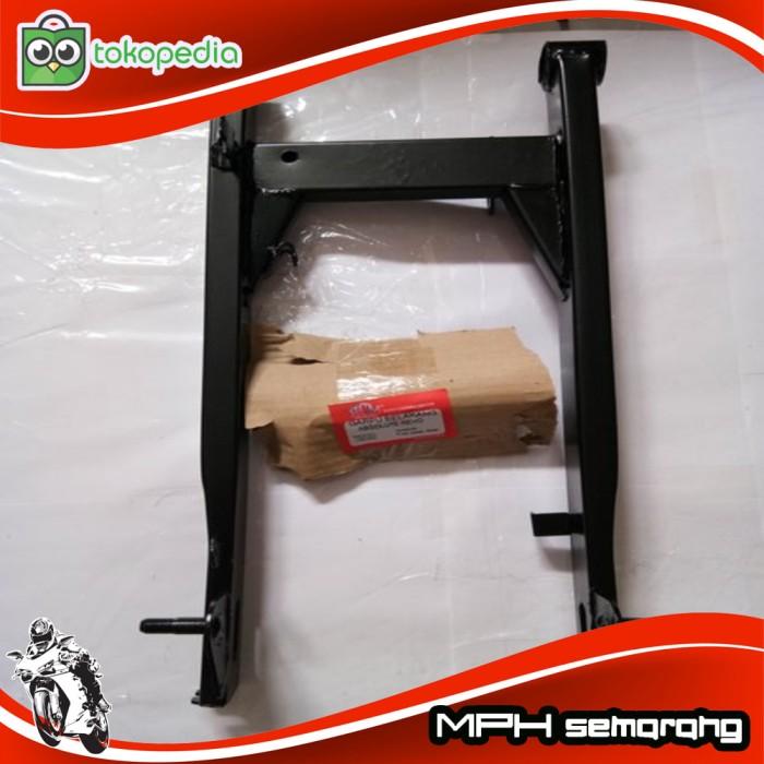 Gambar GARPU BELAKANG SWING ARM HONDA REVO ABSOLUTE MPH dari Ekatama indra undefined Tokopedia
