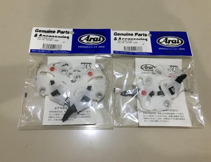 Gambar BasePlate Arai rx7x Vas Rachet Visor base plate rx7x rx7v Original dari Glass Storee undefined Tokopedia