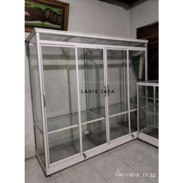 Gambar Eyal Lemari Display Baju Etalase Baju Pakaian Jumbo 2M Sliding Bali dari Eyal Furniture undefined Tokopedia