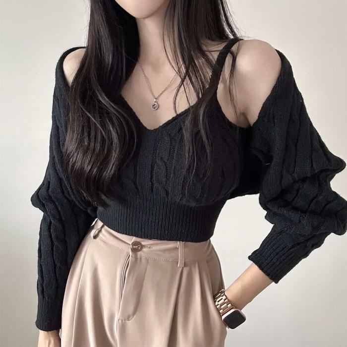 Jual READY [PREMIUM]Berynette 0286 Jemma halter neck knit top