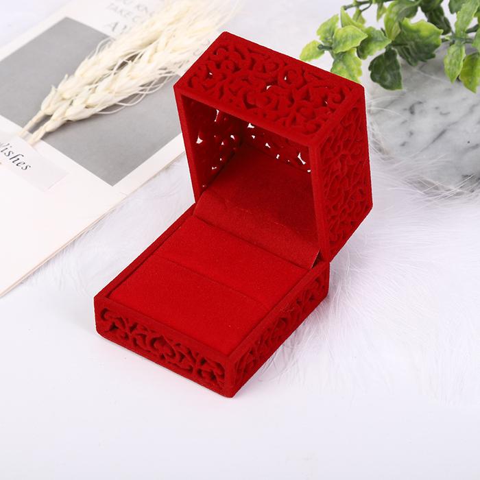 Jual 2024 Hollow Red Velvet Ring Box Couple Double Ring Bearer Box