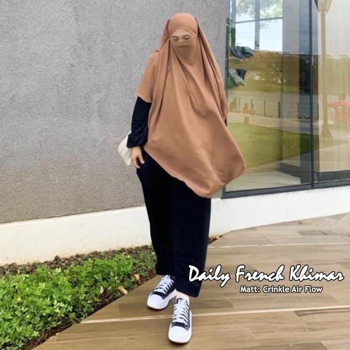 Gambar Hijab Jilbab Syari Putih Tulang Kerudung Dewasa Daily French Khimar dari DHEA AKS HIJABS undefined Tokopedia