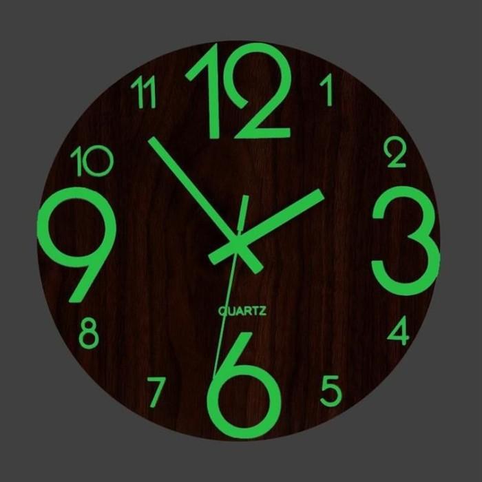 Gambar Jam Dinding Motif Kayu Luminous Glow in The Dark Jam Dinding Quartz Analog 30cm - MDB3 dari Gudang Premium Store undefined Tokopedia