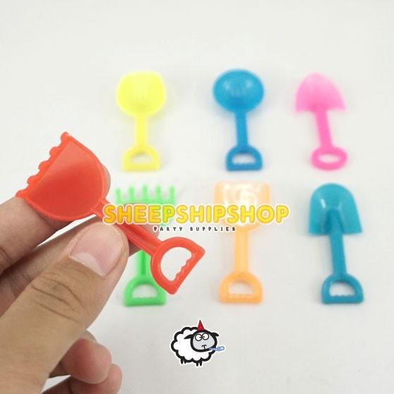Gambar ECERAN 1 PCS MAINAN SEKOP KECIL Plastik Mainan Anak Pasir Masak-Masak dari Dannyya undefined Tokopedia