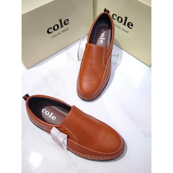Gambar Ada SZ 39-43 Sepatu Kerja Casual Pria MERK COLE - KAMP01 KUNING, 39 dari Desmodecili store undefined Tokopedia