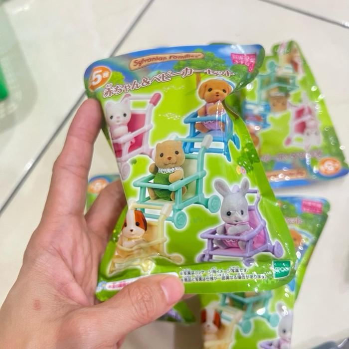 Gambar Sylvanian Families Blind Bag Stroller Original Epoch Japan - (A) silk cat dari Momoe Toys undefined Tokopedia