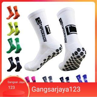 Gambar Kaos kaki anti slip grip socks grip trusox gripsox kaoskaki sock bola sepak H3 futsal mini soccer basket volly sepeda mtb fox tenis bulu tangkis lari - Hitam dari Gangsarjaya123 undefined Tokopedia