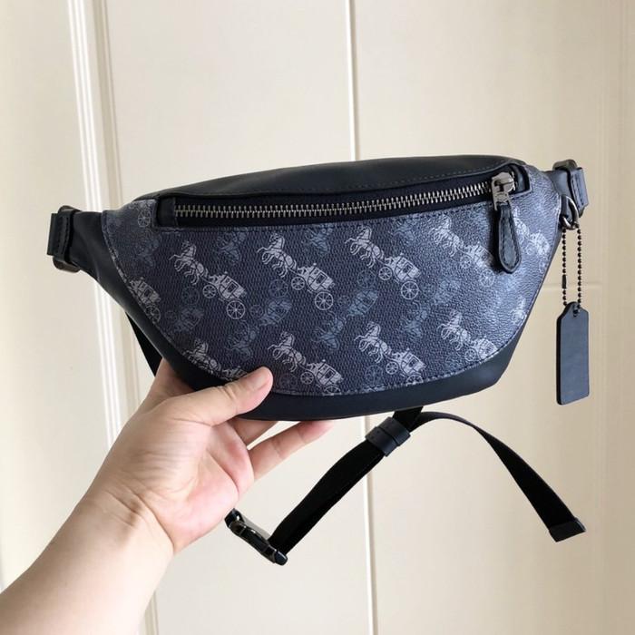 Gambar Coäch Waistbag Warren Mini Belt Bag With Horse Carriage Print - Blue Multi dari KULA MALL undefined Tokopedia