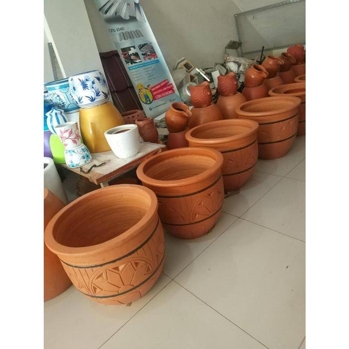 Gambar Pot Tanaman hidup atau bunga Plastik dari gerabah tanah liat pilihan warna natural terakota hitam dan putih ukuran diameter 50 CM Media penghias taman - Terakota dari Sudut Alamiah undefined Tokopedia