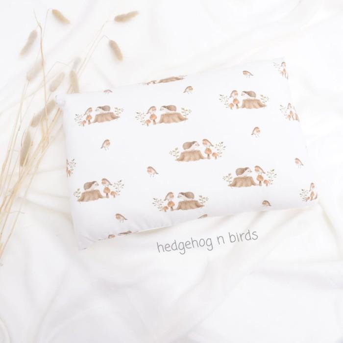 Gambar Mm'' Carrol N Barrol Pillow & Bolster Toodler - Bantal Guling Tencel Anak - Hedgehog, 1 boolster dari jui shop1 undefined Tokopedia