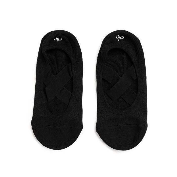 Gambar [TLL] ALO YOGA PIVOT BARRE SOCKS - Black S/M dari Toko Ling lin undefined Tokopedia
