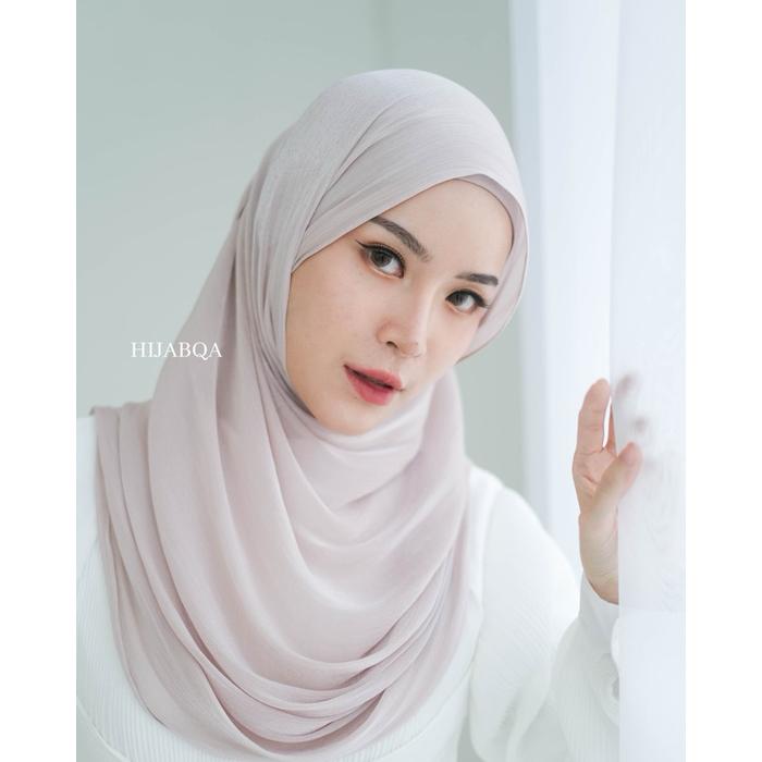 Gambar HIJABQA - Glam Shimmer Pashmina Silk Yoryu - Cotton Candy dari Akf Storee undefined Tokopedia